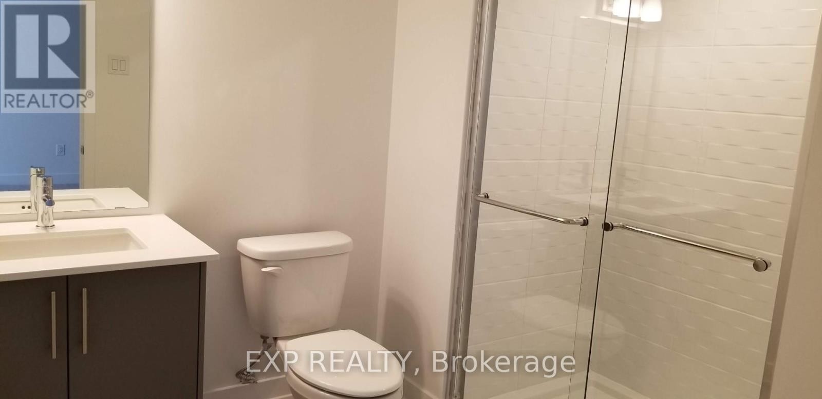 












814 MOCHI CIRCLE

,
Ottawa,




Ontario
K2J6Y9

