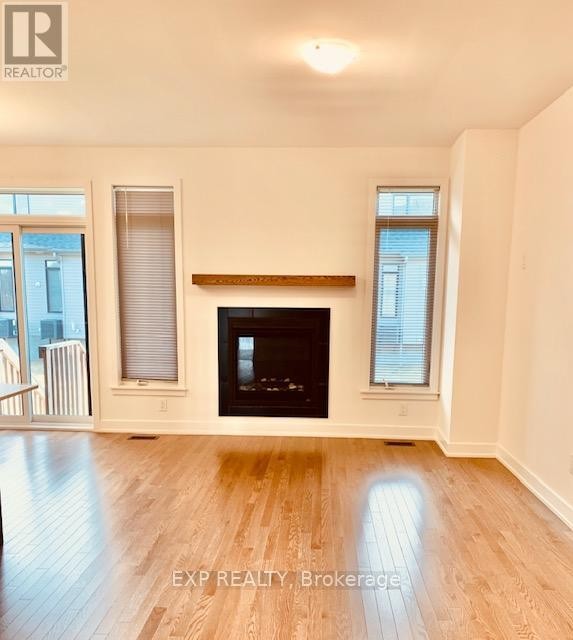 












814 MOCHI CIRCLE

,
Ottawa,




Ontario
K2J6Y9

