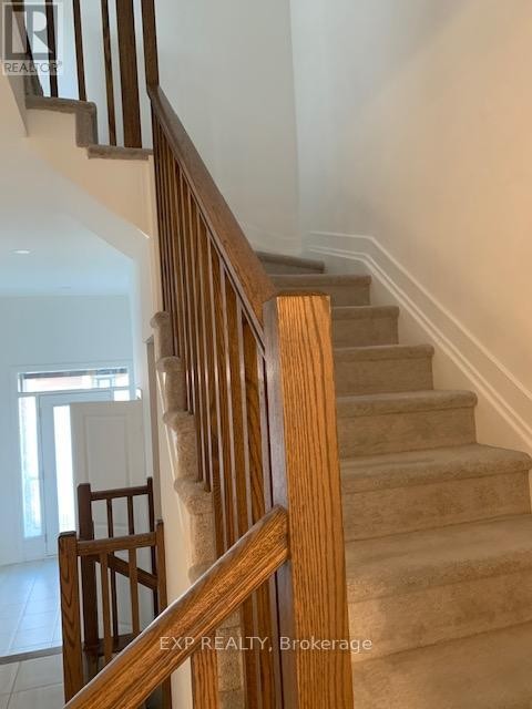 












814 MOCHI CIRCLE

,
Ottawa,




Ontario
K2J6Y9

