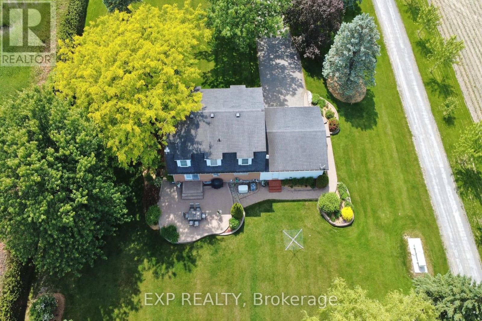 












183 HAMILTON ROAD

,
Russell,




Ontario
K4R0J1


