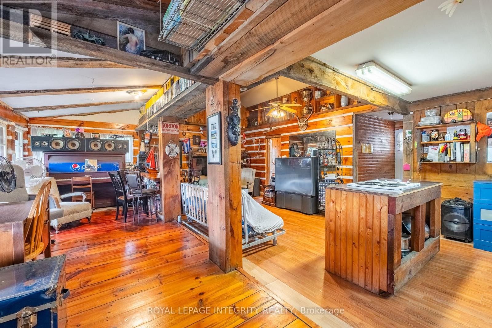 












817 DARLING CONCESSION 7 ROAD

,
Lanark Highlands,




Ontario
K0G1K0

