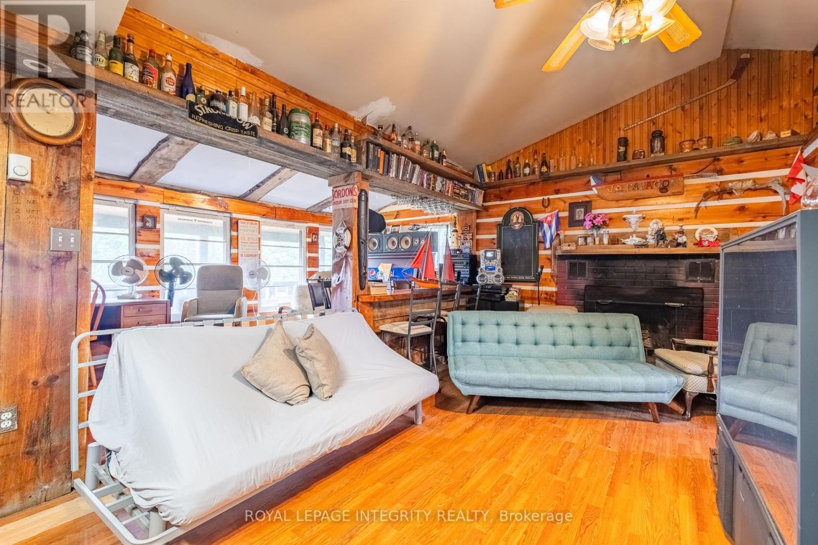 












817 DARLING CONCESSION 7 ROAD

,
Lanark Highlands,




Ontario
K0G1K0

