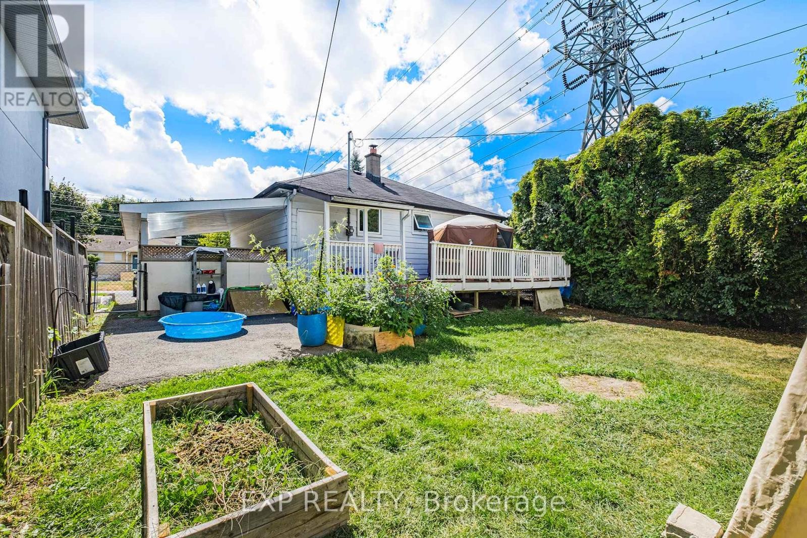 












63 WITHROW AVENUE

,
Ottawa,




Ontario
K2G2H9

