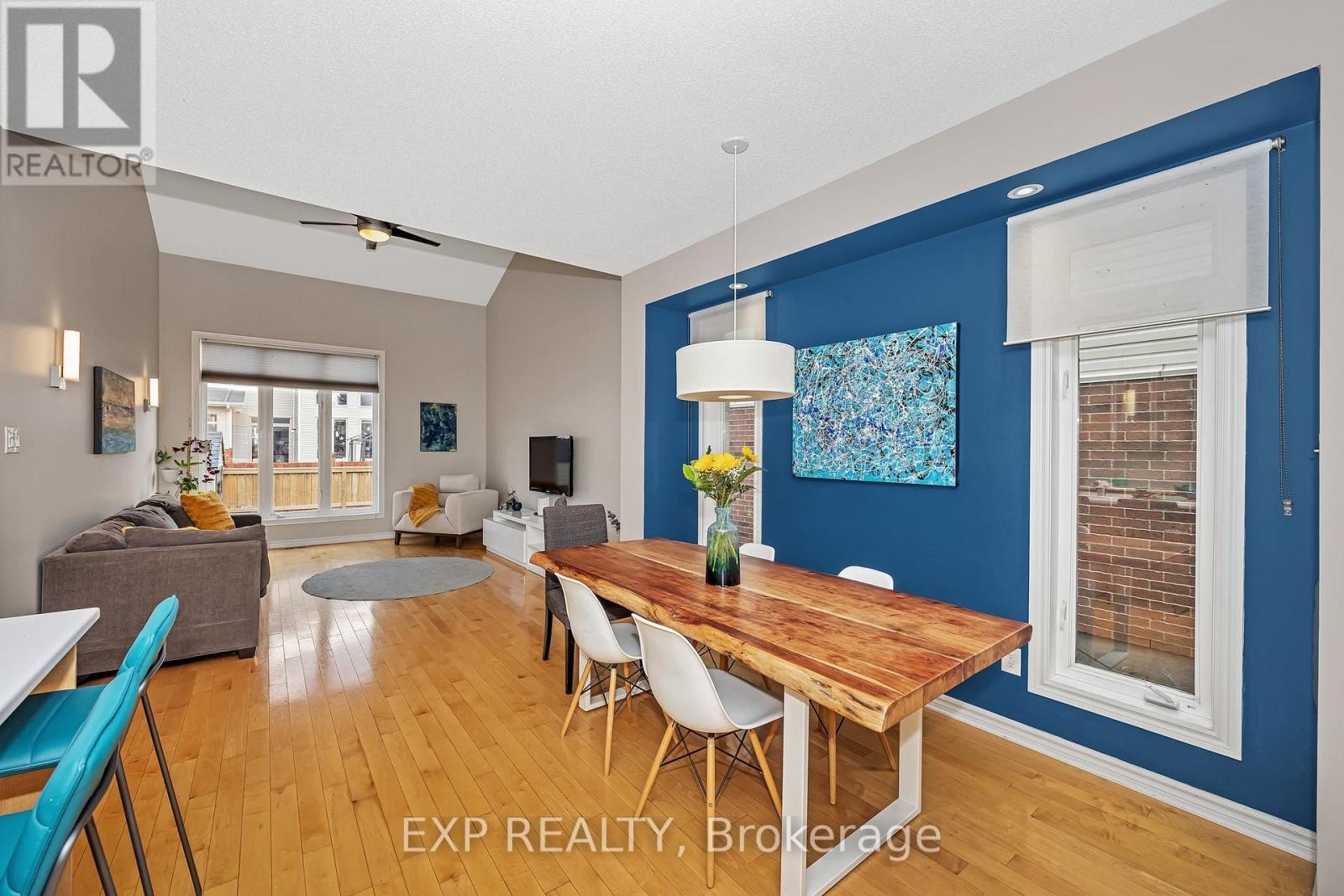 












694 BOWERCREST CRESCENT

,
Ottawa,




Ontario
K1V2M2

