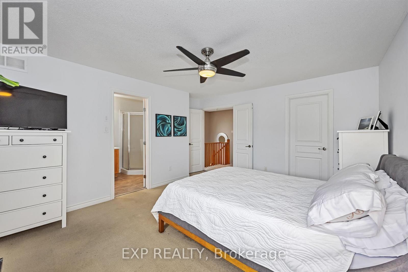












694 BOWERCREST CRESCENT

,
Ottawa,




Ontario
K1V2M2

