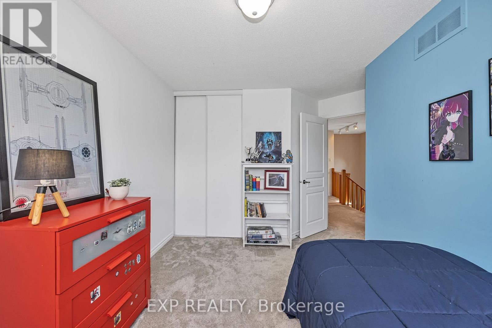 












694 BOWERCREST CRESCENT

,
Ottawa,




Ontario
K1V2M2

