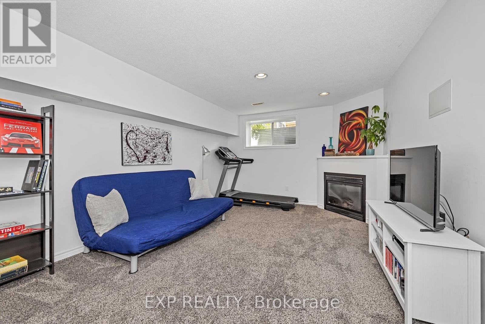 












694 BOWERCREST CRESCENT

,
Ottawa,




Ontario
K1V2M2

