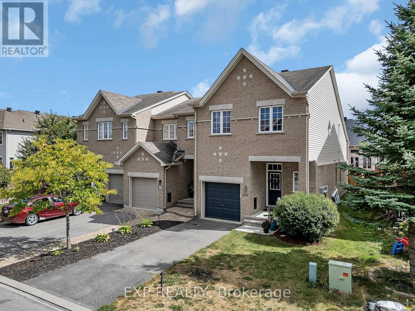 












694 BOWERCREST CRESCENT

,
Ottawa,




Ontario
K1V2M2

