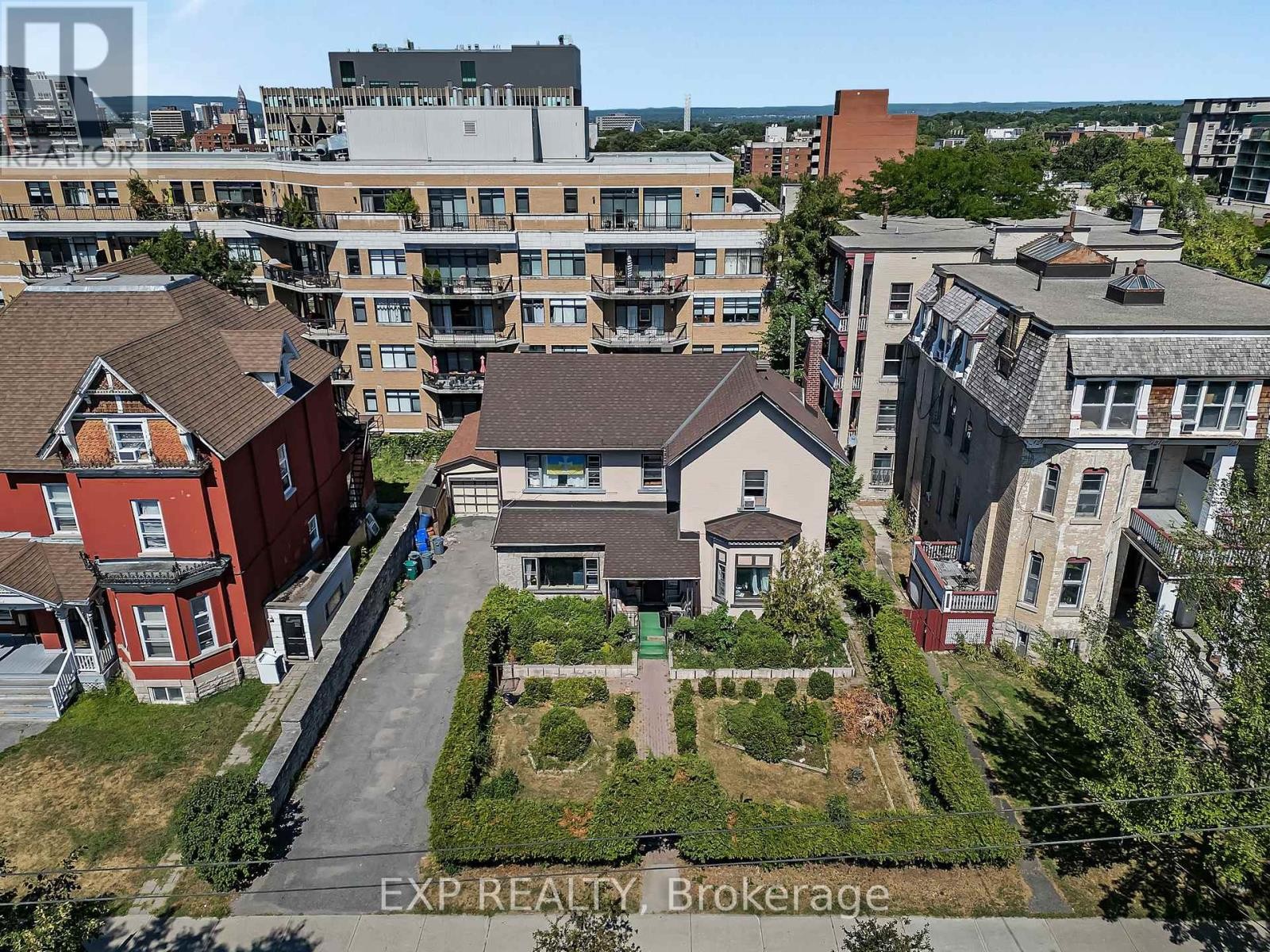 












171 DALY AVENUE

,
Ottawa,




Ontario
K1N6E8

