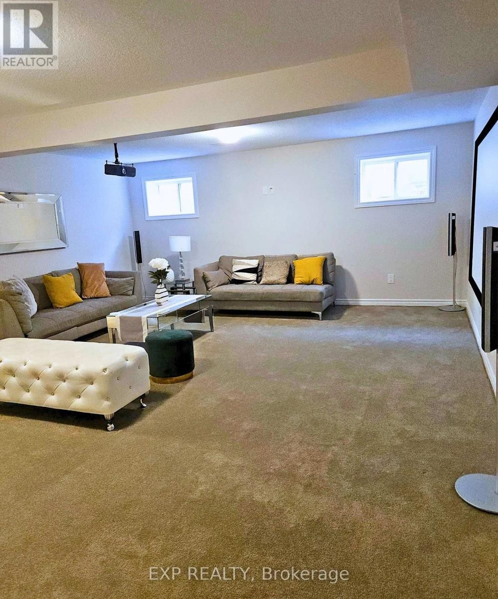 












1861 HAIKU STREET

,
Ottawa,




Ontario
K2J6W6


