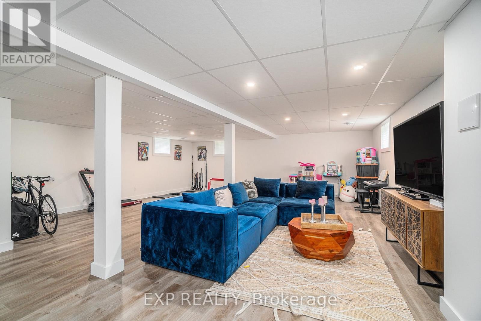 












2462 DUNNING ROAD

,
Ottawa,




Ontario
K0A3E0

