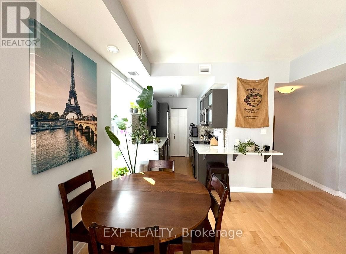 












2001 - 40 NEPEAN STREET

,
Ottawa,




Ontario
K2P0X5

