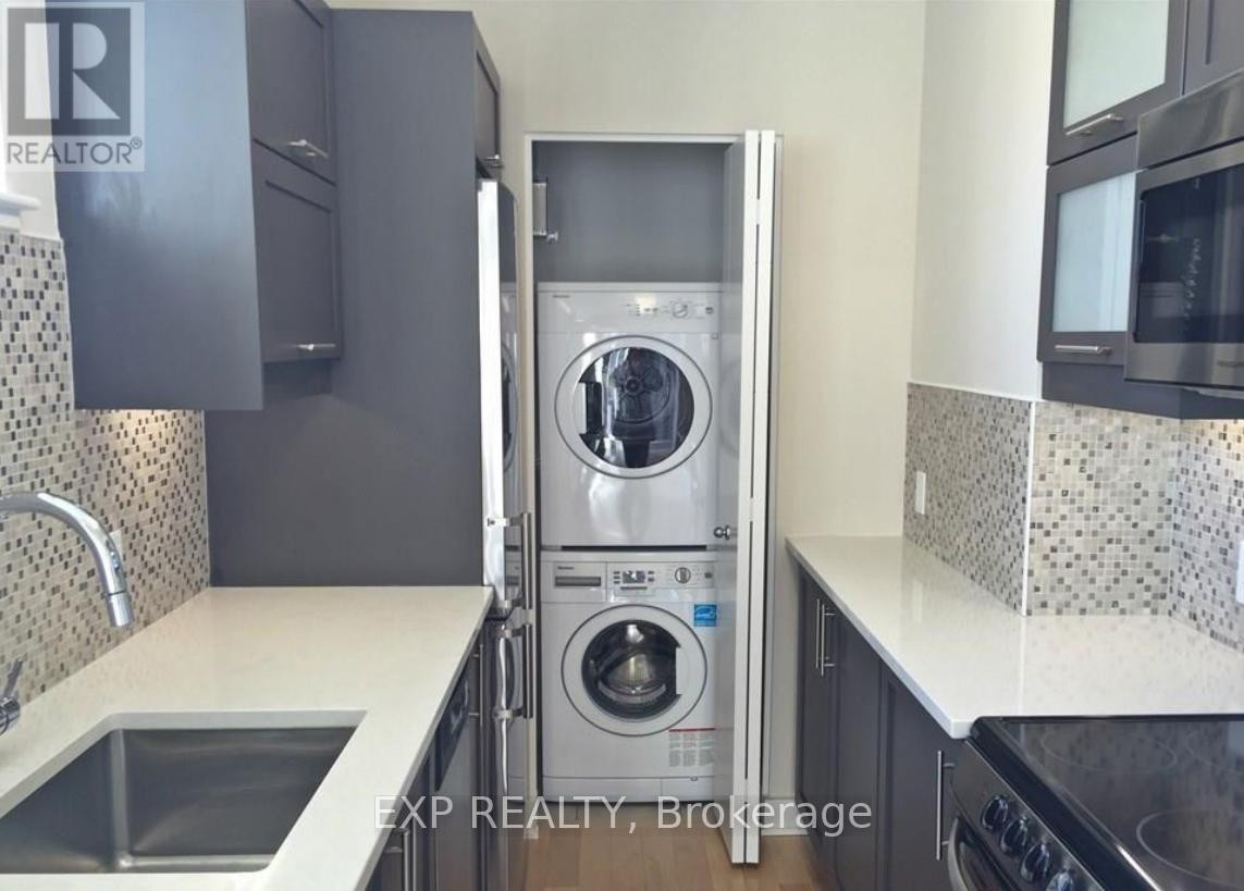 












2001 - 40 NEPEAN STREET

,
Ottawa,




Ontario
K2P0X5


