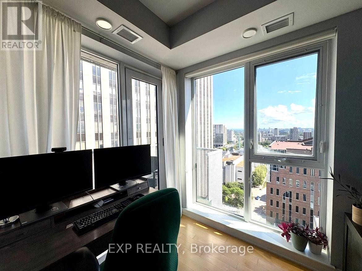 












2001 - 40 NEPEAN STREET

,
Ottawa,




Ontario
K2P0X5

