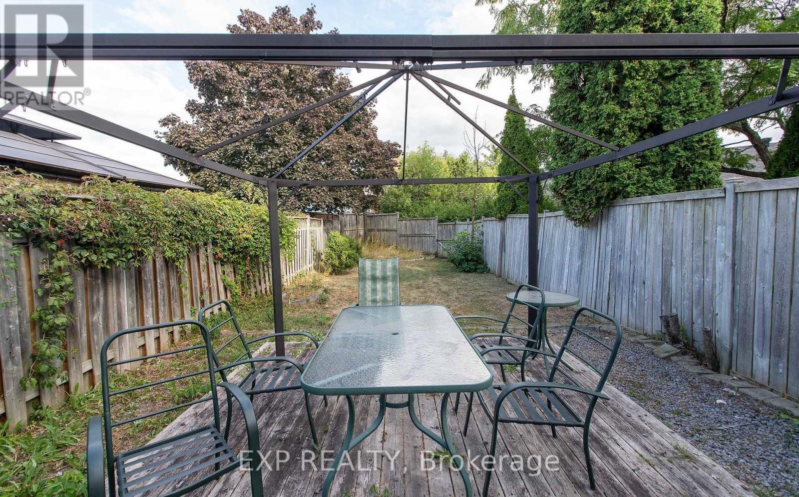 












4347 SUNWOOD CRESCENT

,
Ottawa,




Ontario
K1J1B9

