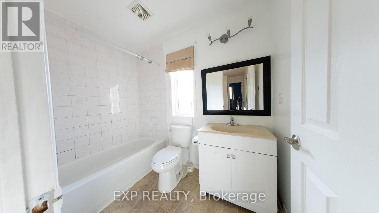 












4347 SUNWOOD CRESCENT

,
Ottawa,




Ontario
K1J1B9

