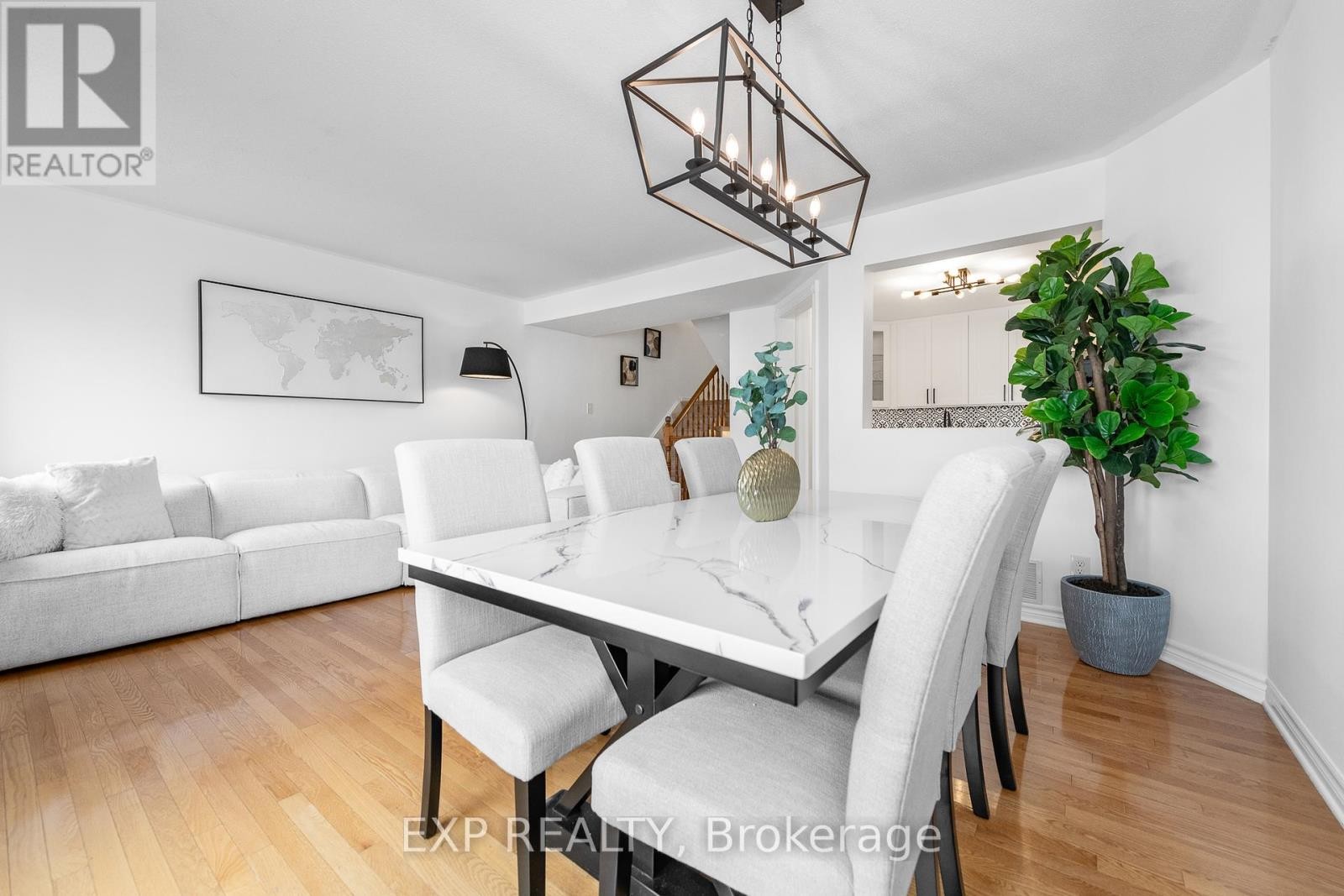 












629 BROME CRESCENT

,
Ottawa,




Ontario
K4A1T9

