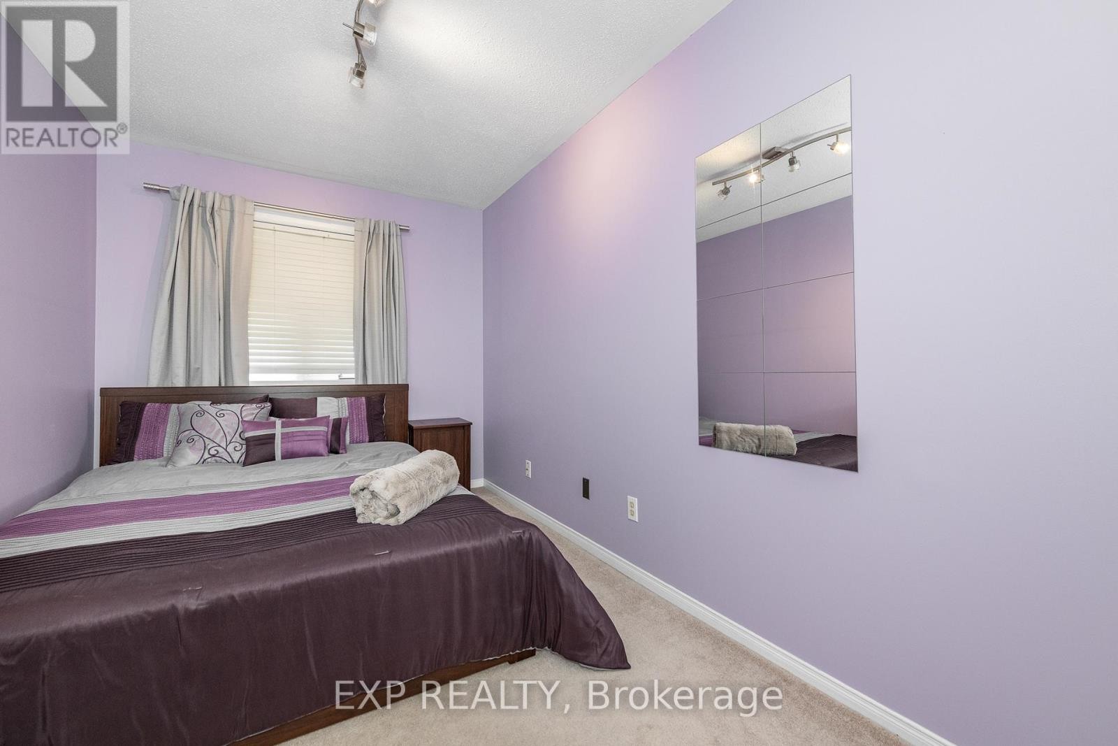 












629 BROME CRESCENT

,
Ottawa,




Ontario
K4A1T9

