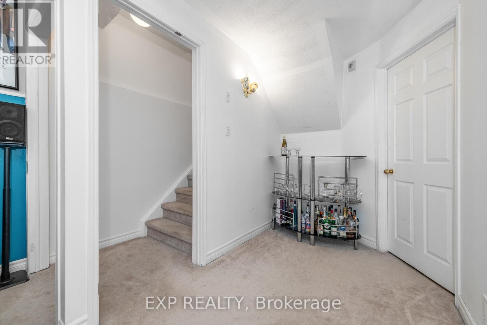 












629 BROME CRESCENT

,
Ottawa,




Ontario
K4A1T9

