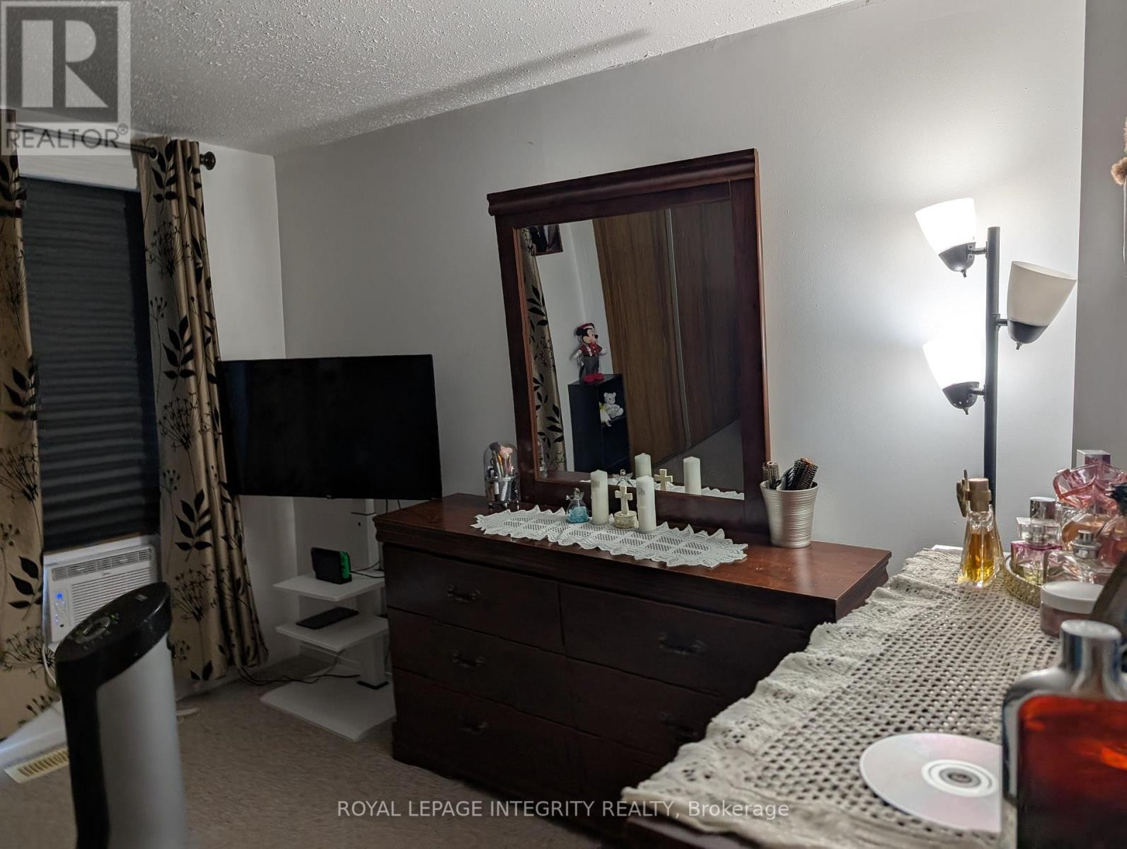 












38 - 1721 DONDALE STREET

,
Ottawa,




Ontario
K1B5H7

