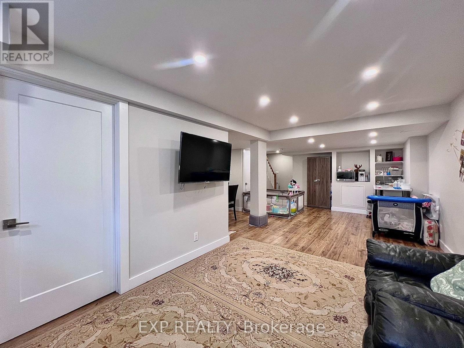 












27 KIRKSTONE PRIVATE

,
Ottawa,




Ontario
K2J5E7

