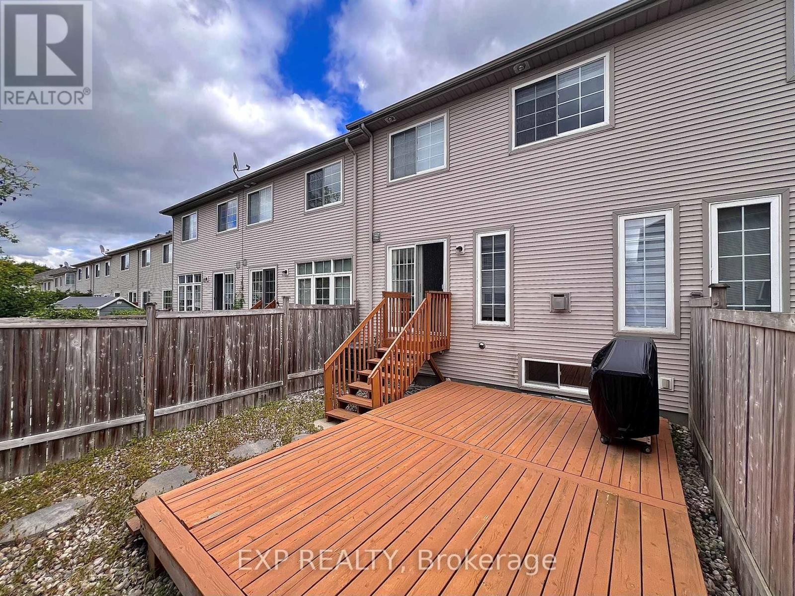 












27 KIRKSTONE PRIVATE

,
Ottawa,




Ontario
K2J5E7

