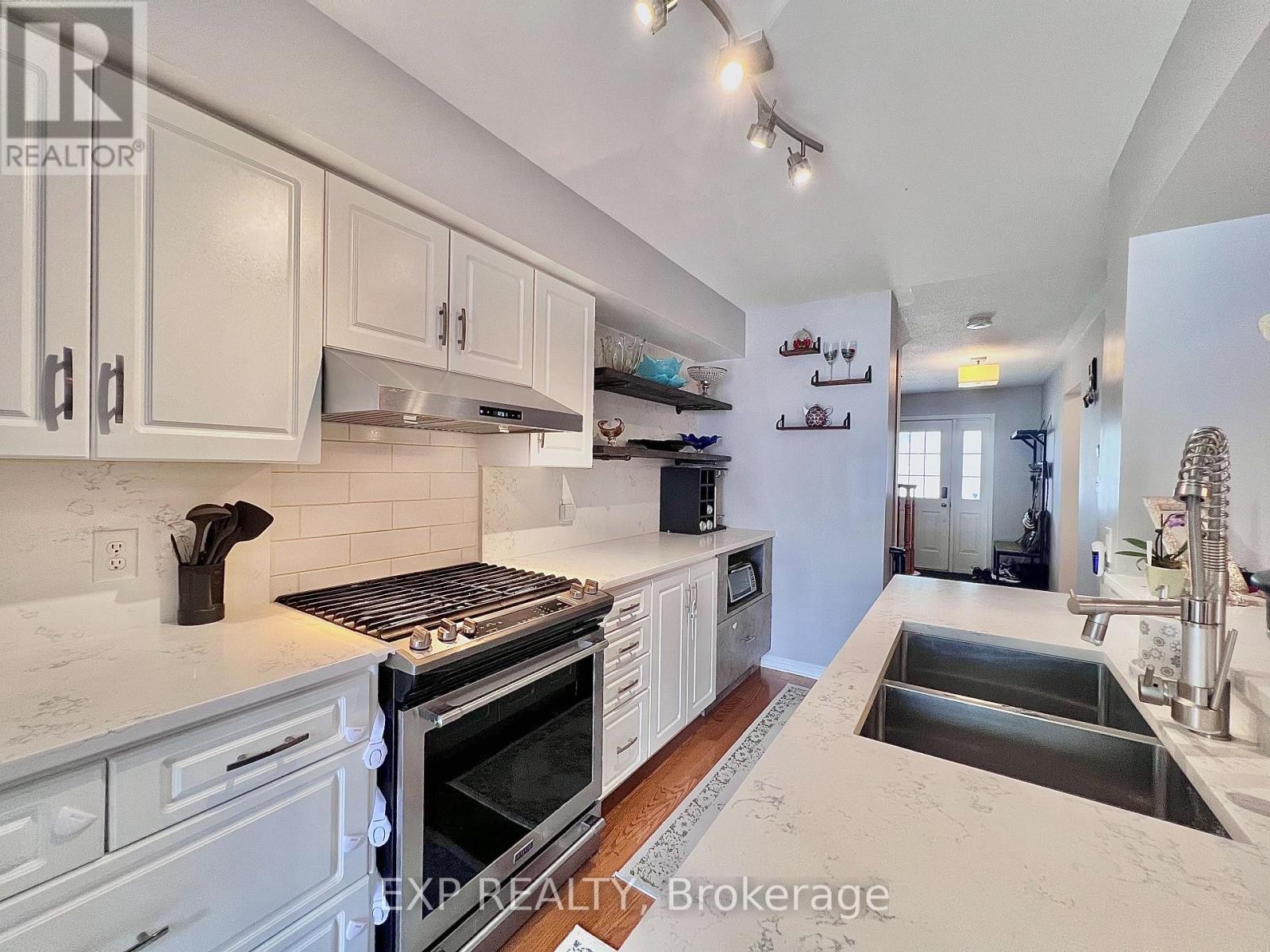 












27 KIRKSTONE PRIVATE

,
Ottawa,




Ontario
K2J5E7

