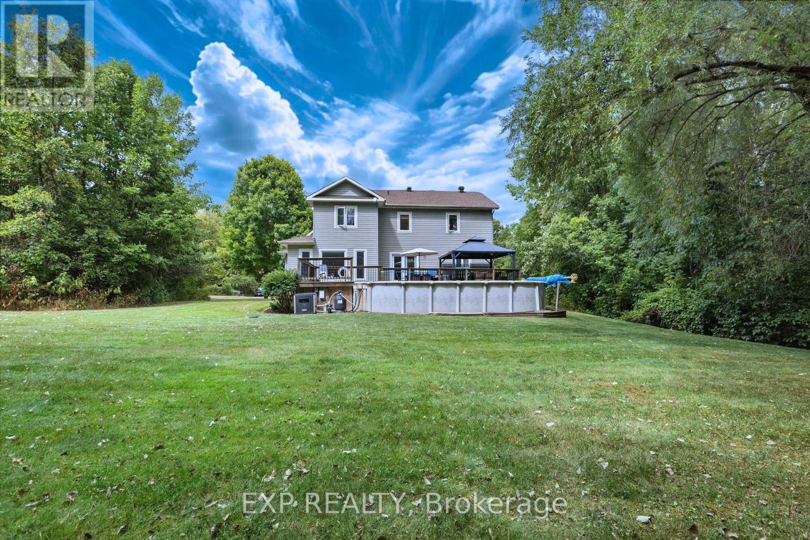 












8325 ALBERT BOUWERS CIRCLE

,
Ottawa,




Ontario
K0A2P0

