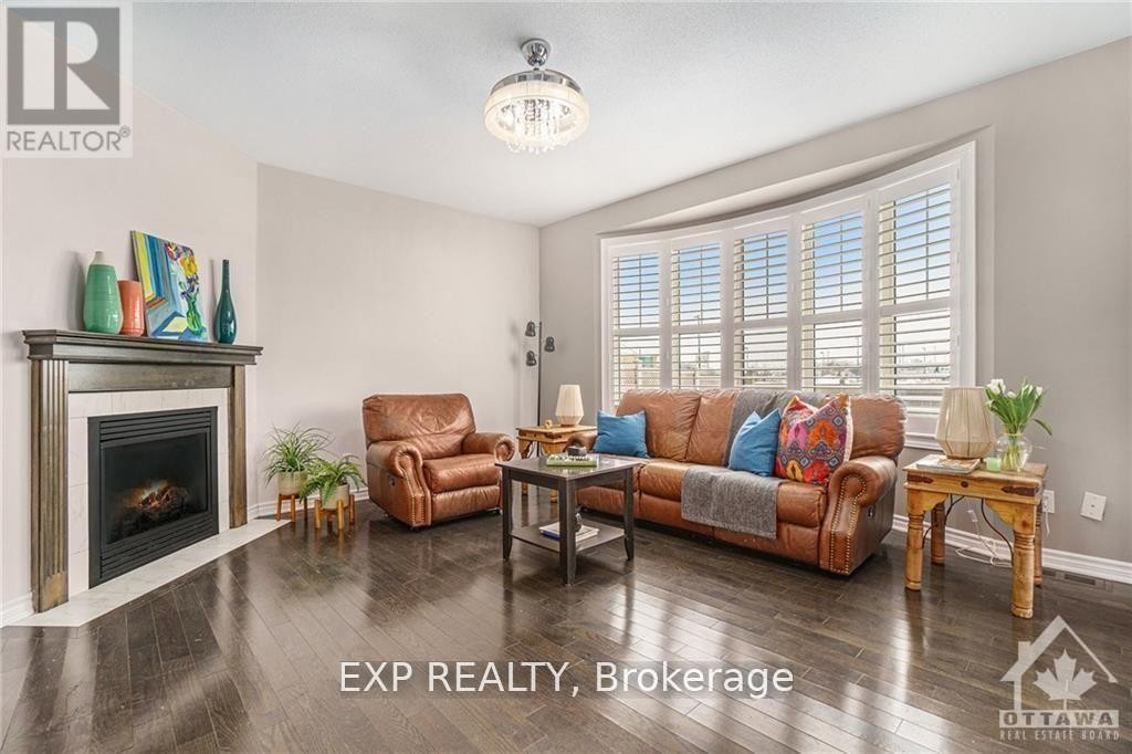 












103 CORIOLIS COURT

,
Ottawa,




Ontario
K2S0P3

