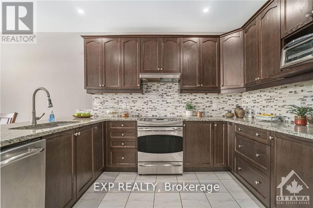 












103 CORIOLIS COURT

,
Ottawa,




Ontario
K2S0P3

