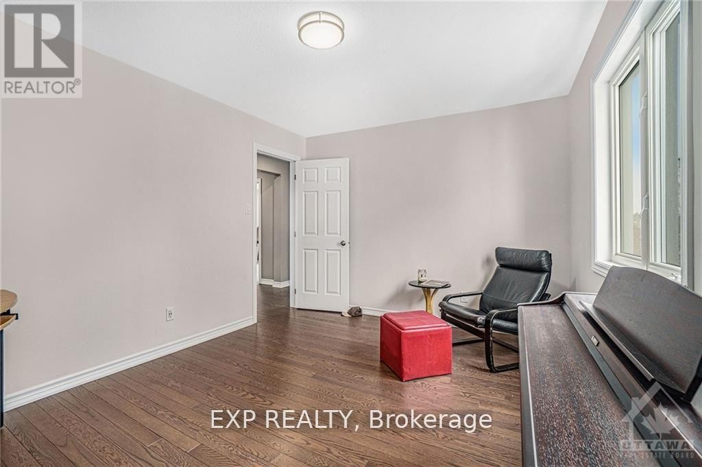 












103 CORIOLIS COURT

,
Ottawa,




Ontario
K2S0P3

