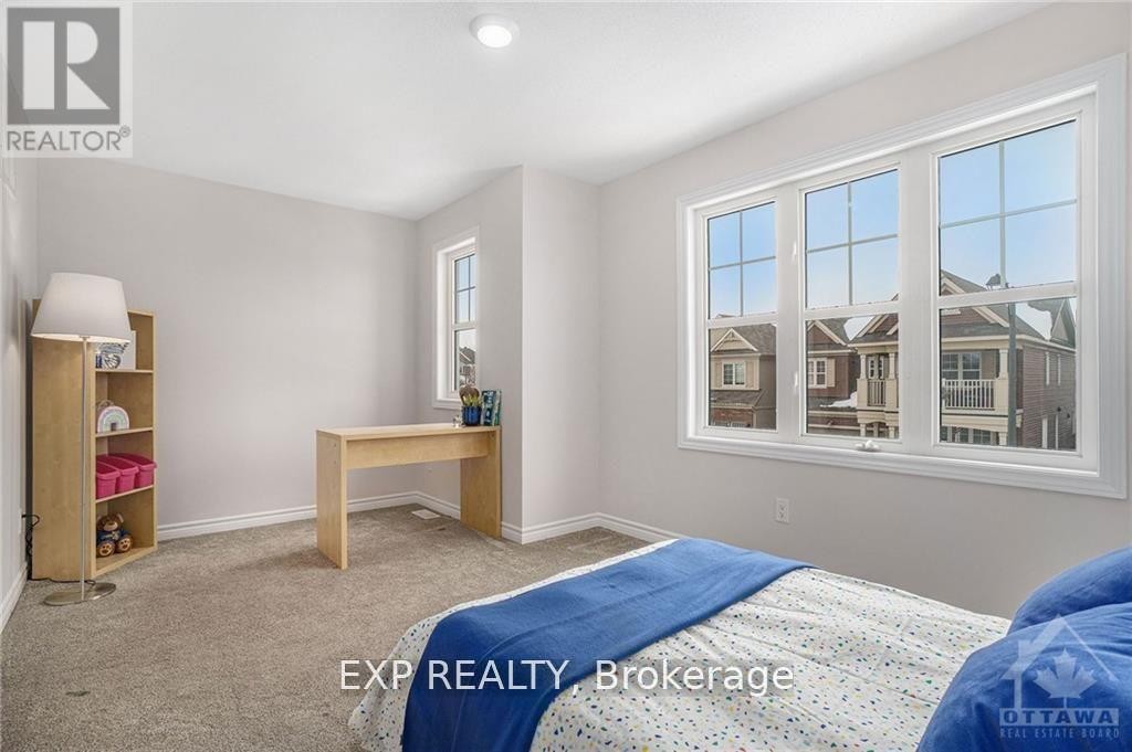 












103 CORIOLIS COURT

,
Ottawa,




Ontario
K2S0P3

