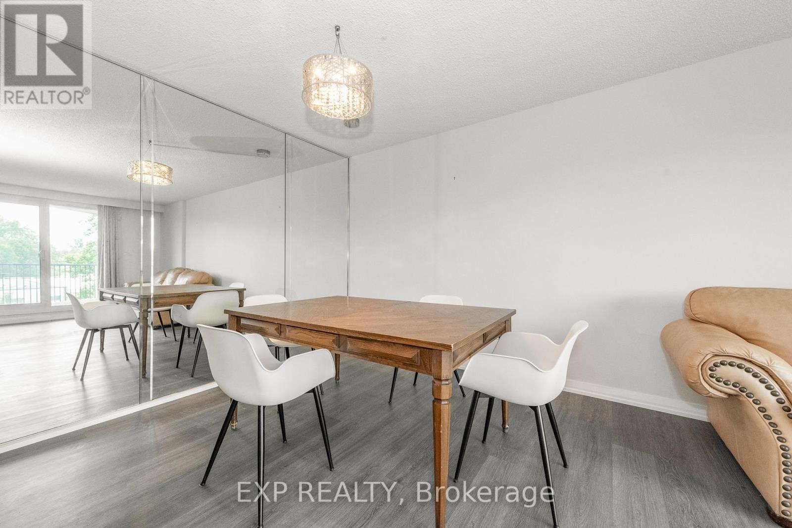 












304 - 1025 RICHMOND ROAD

,
Ottawa,




Ontario
K2B8G8


