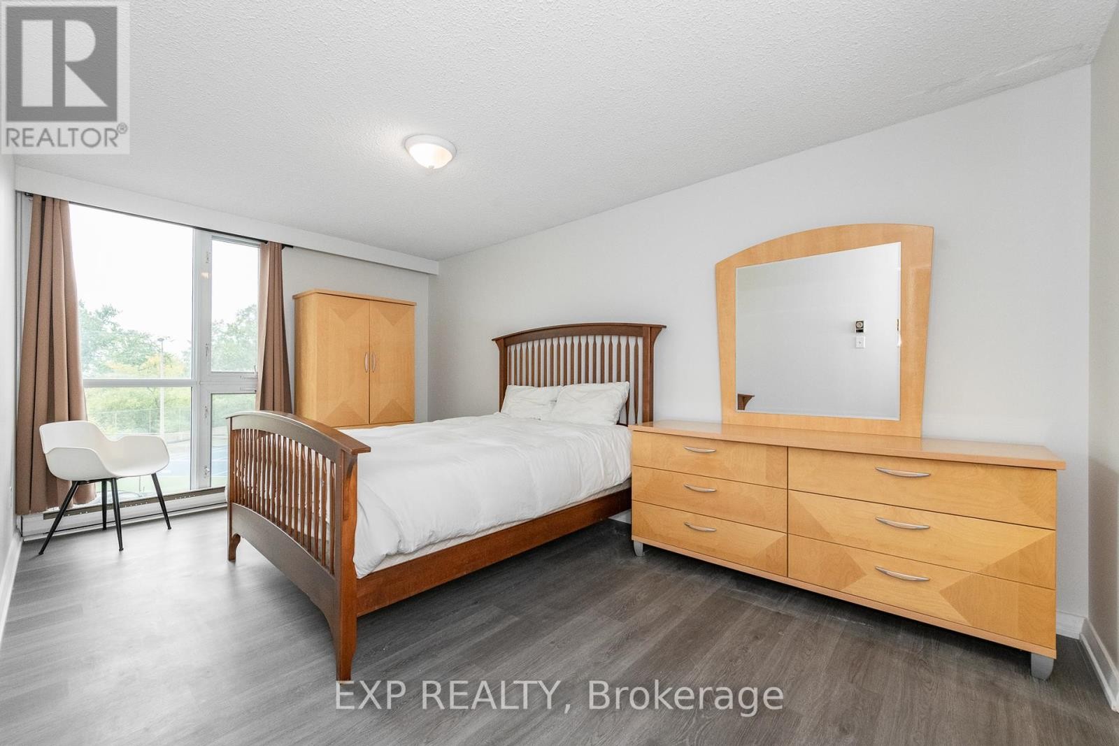 












304 - 1025 RICHMOND ROAD

,
Ottawa,




Ontario
K2B8G8

