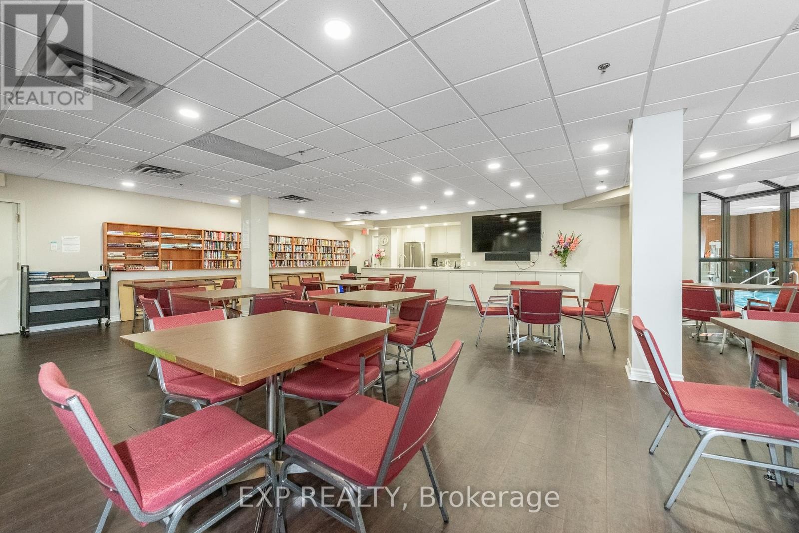 












304 - 1025 RICHMOND ROAD

,
Ottawa,




Ontario
K2B8G8

