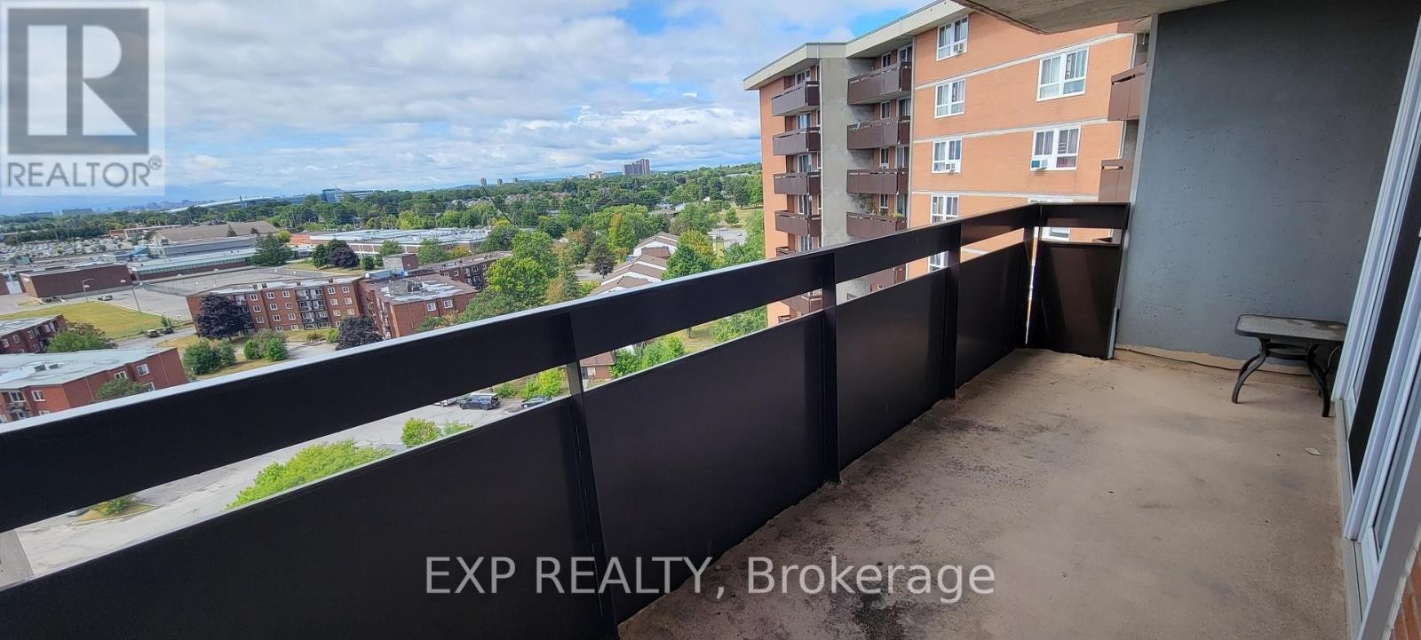 












1214 - 2000 JASMINE CRESCENT

,
Ottawa,




Ontario
K1J8K4

