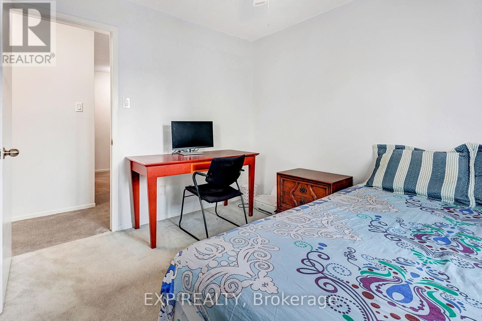 












68 RAMSGATE PVT PRIVATE

,
Ottawa,




Ontario
K1V8M4

