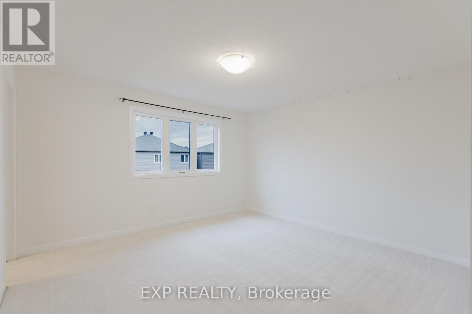 












92 NATARE PLACE

,
Ottawa,




Ontario
K2T0P2

