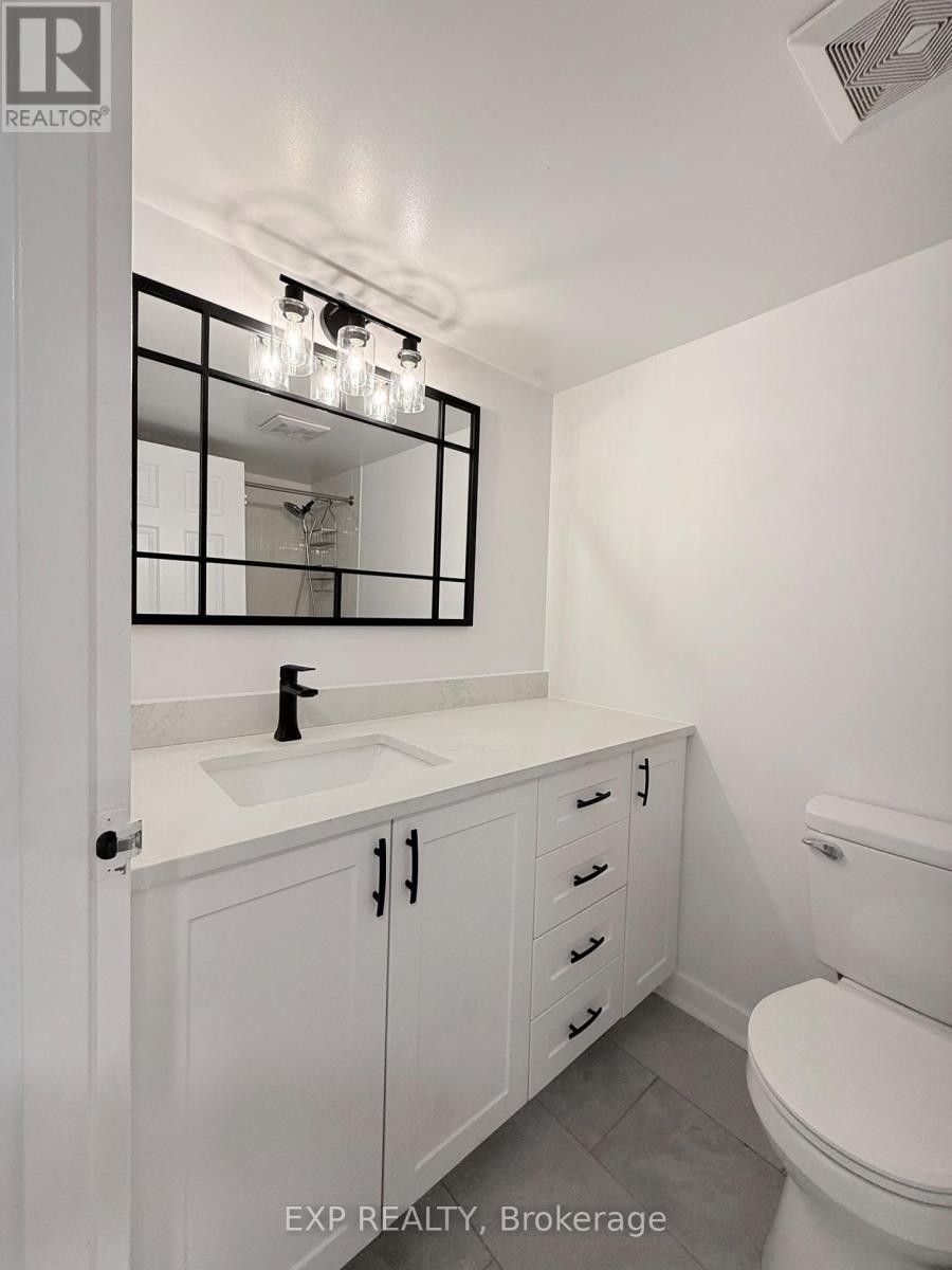 












2102 - 470 LAURIER AVENUE W

,
Ottawa,




Ontario
K1R7W9

