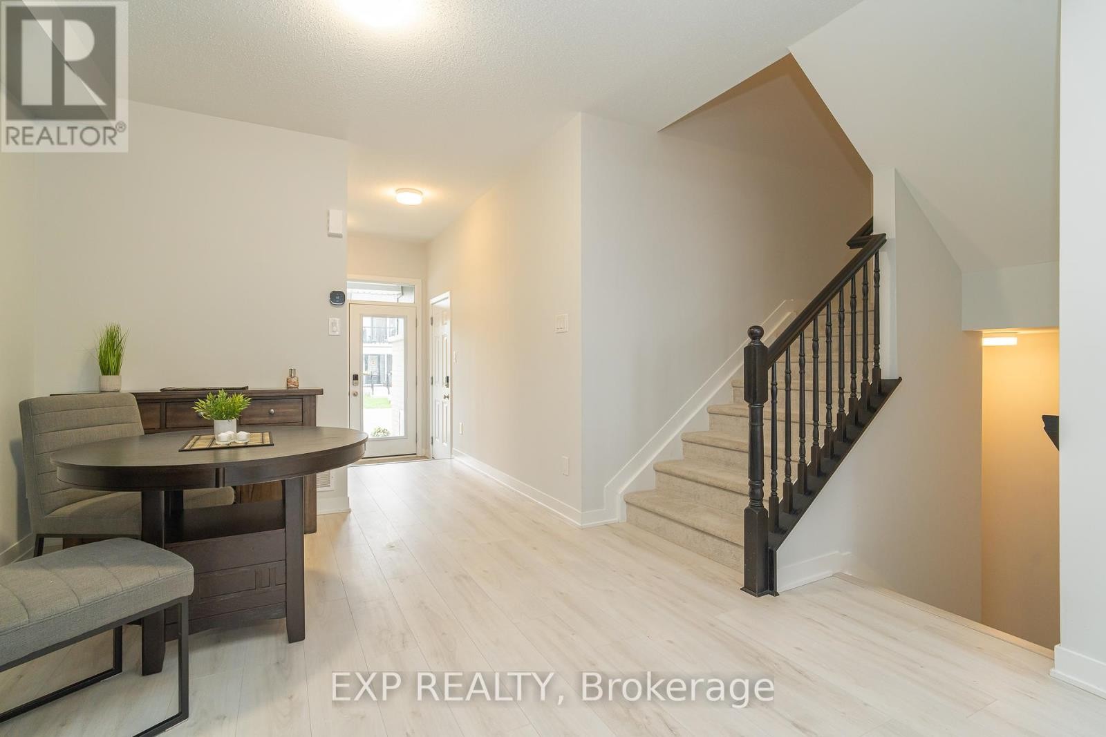 












676 QUILTER ROW

,
Ottawa,




Ontario
K0A2Z0

