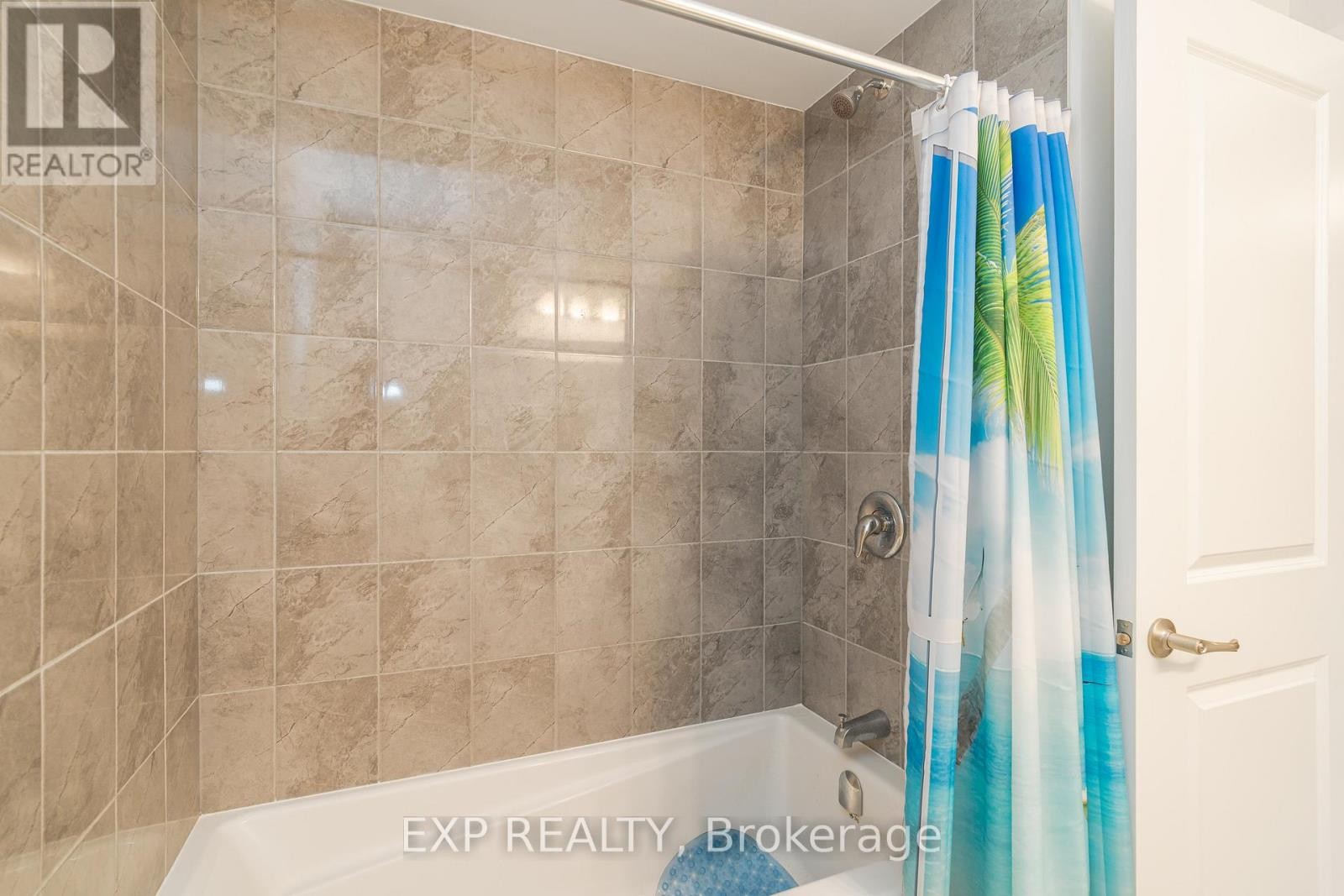 












676 QUILTER ROW

,
Ottawa,




Ontario
K0A2Z0

