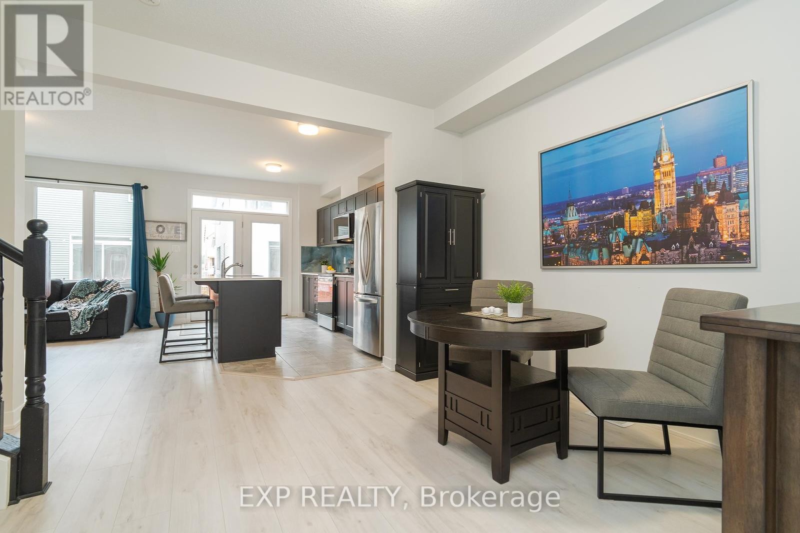 












676 QUILTER ROW

,
Ottawa,




Ontario
K0A2Z0

