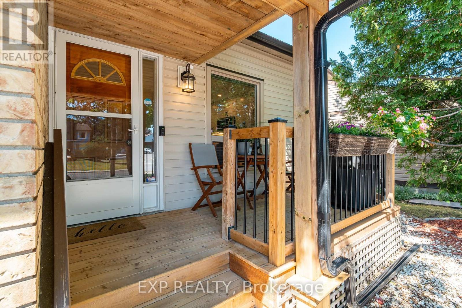 












66 MALVERN DRIVE

,
Ottawa,




Ontario
K2J1M1

