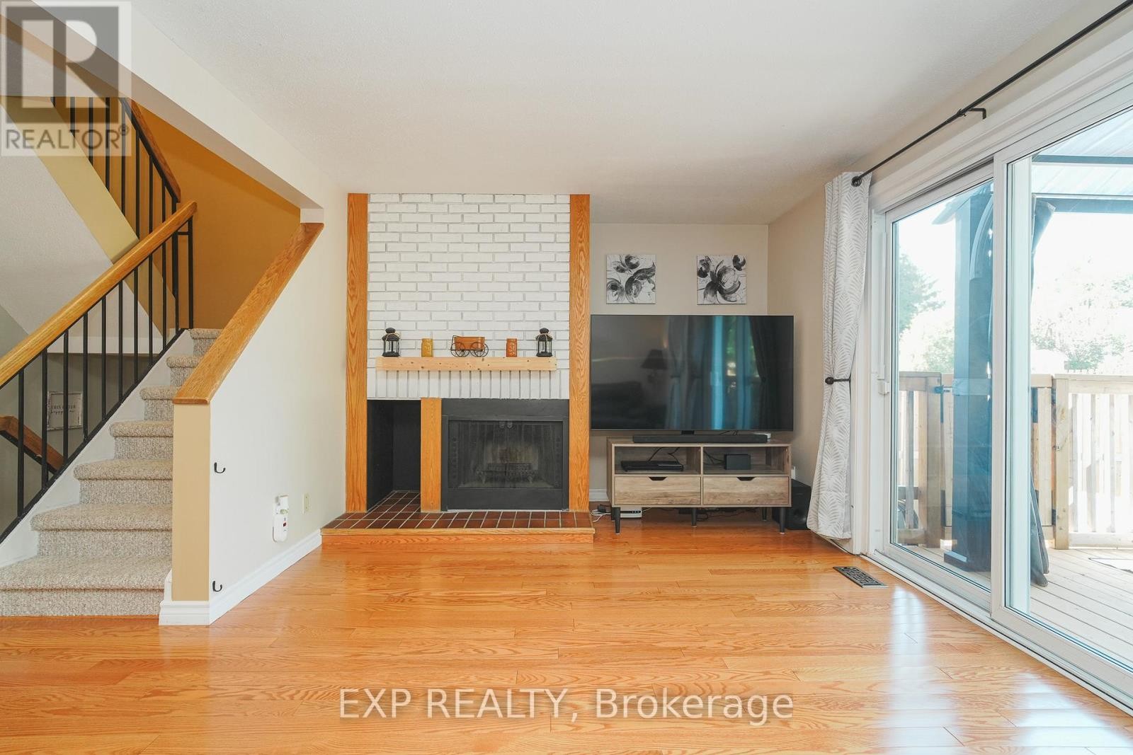 












66 MALVERN DRIVE

,
Ottawa,




Ontario
K2J1M1

