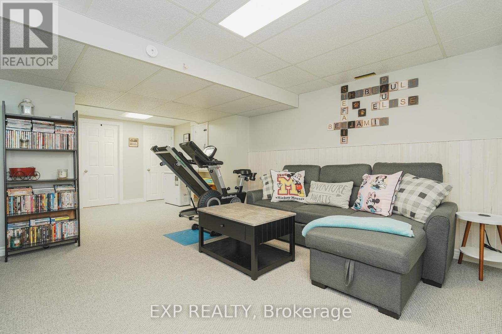 












66 MALVERN DRIVE

,
Ottawa,




Ontario
K2J1M1

