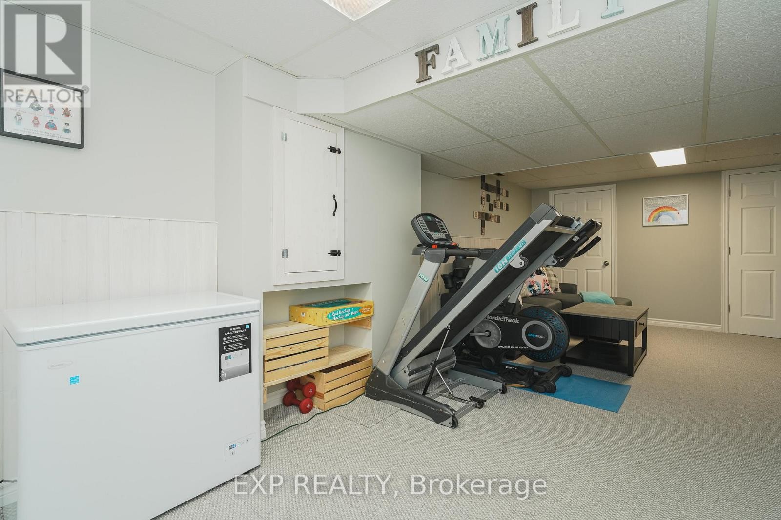 












66 MALVERN DRIVE

,
Ottawa,




Ontario
K2J1M1

