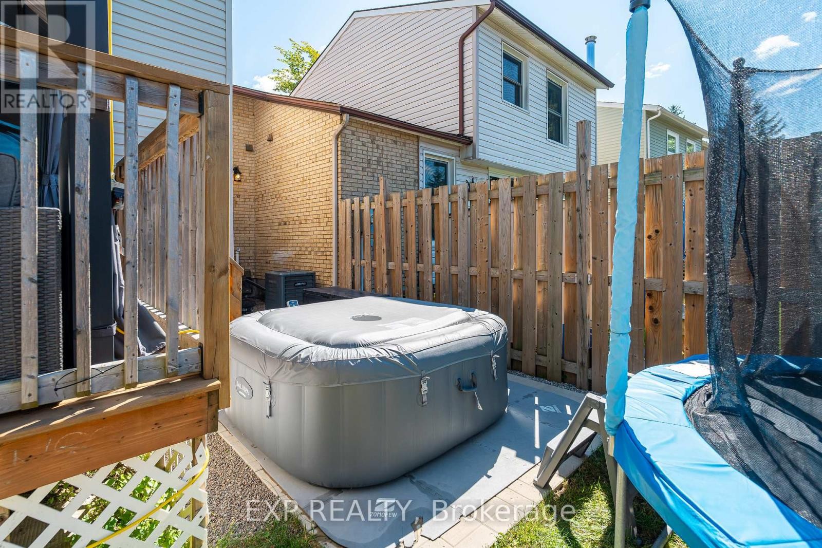 












66 MALVERN DRIVE

,
Ottawa,




Ontario
K2J1M1


