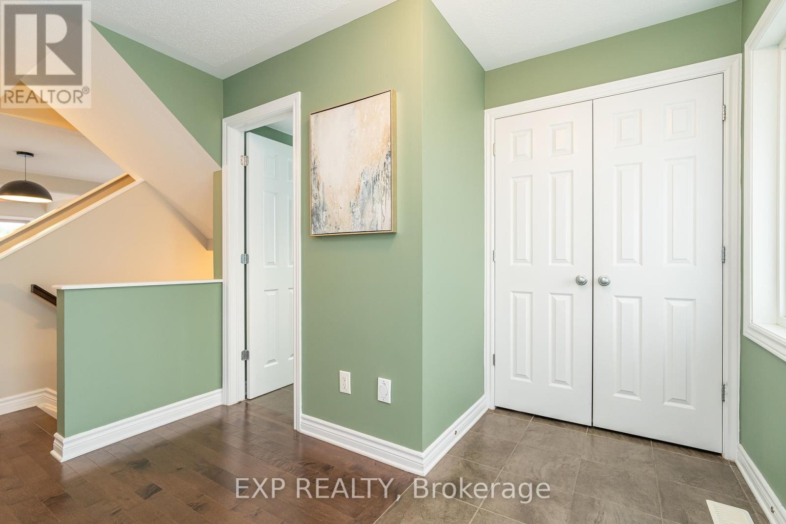 












3545 WOODROFFE AVENUE

,
Ottawa,




Ontario
K2G7A8

