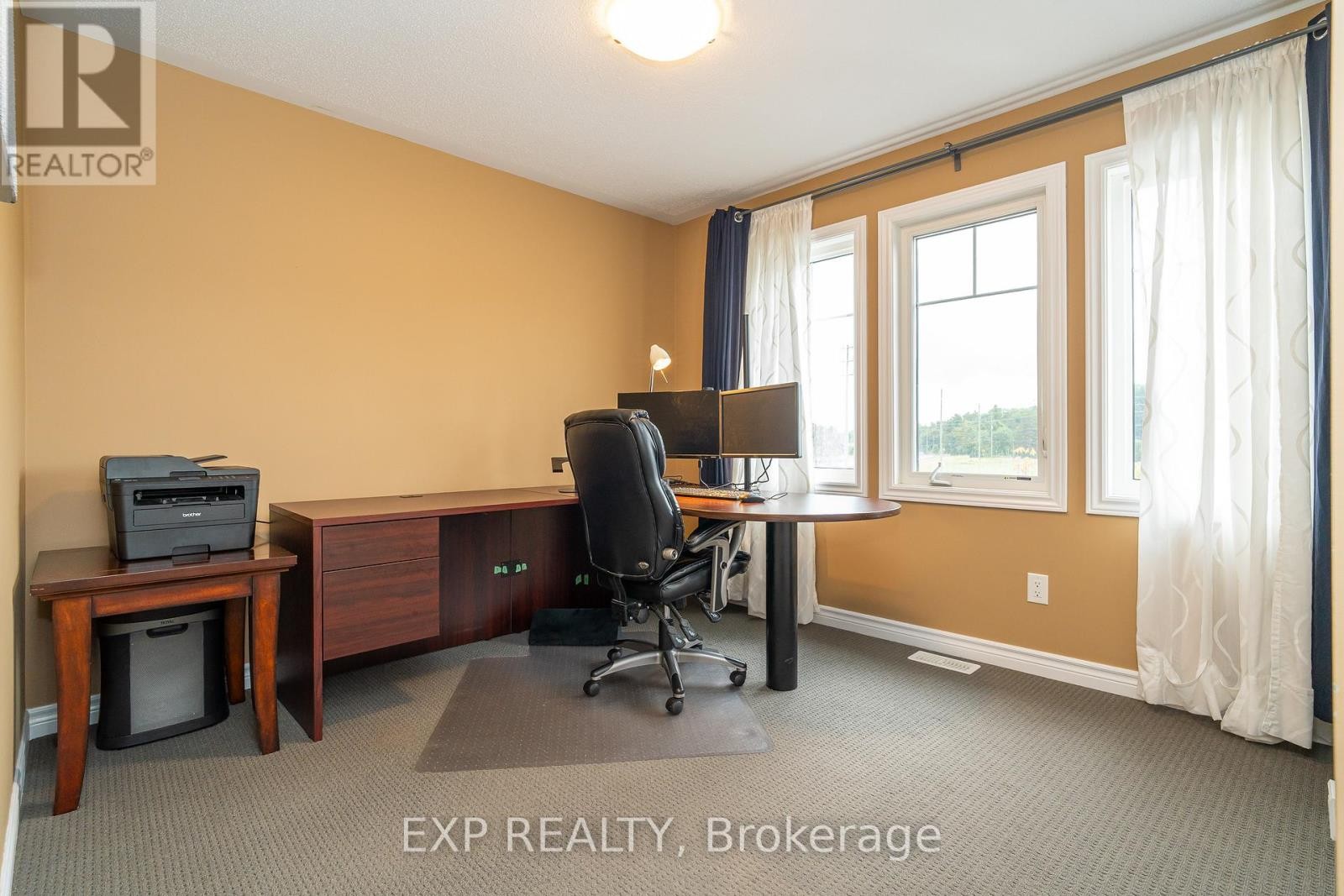 












3545 WOODROFFE AVENUE

,
Ottawa,




Ontario
K2G7A8

