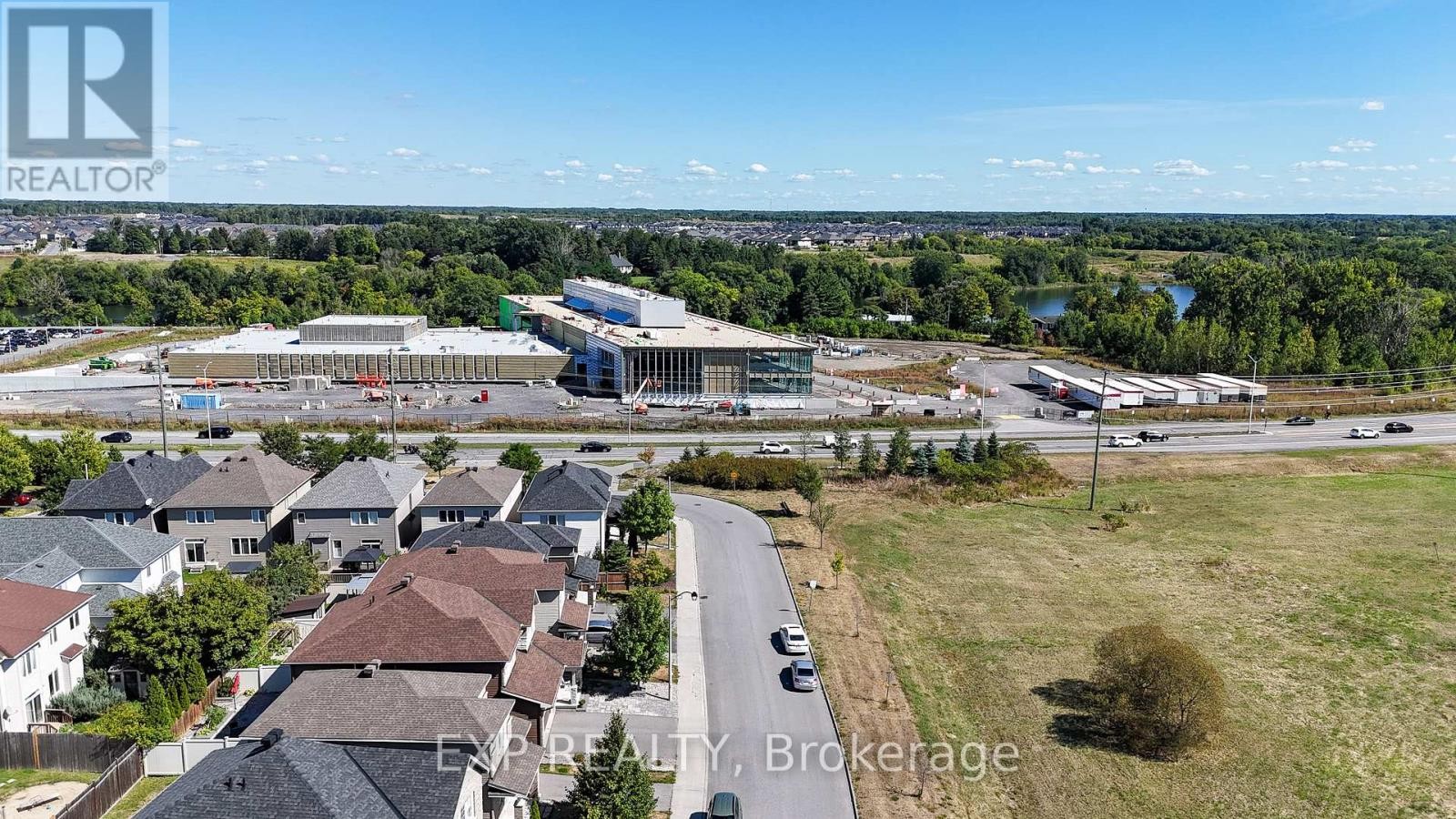 












3545 WOODROFFE AVENUE

,
Ottawa,




Ontario
K2G7A8

